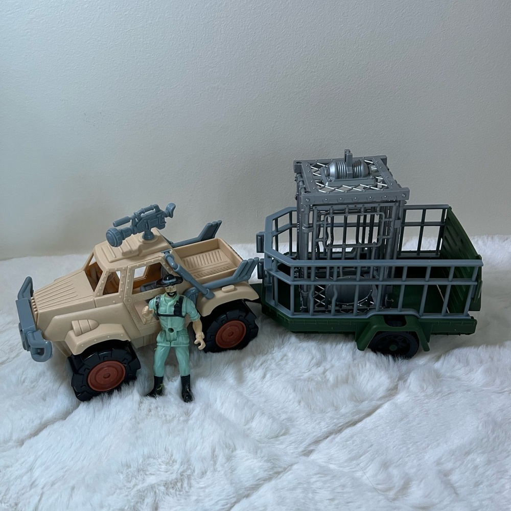 Jurassic World Dino Capture Truck Jeep Cage Trailer Figure Toy Set